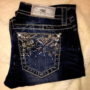 Like new Miss Me jeans 👖 signature boot size26//4